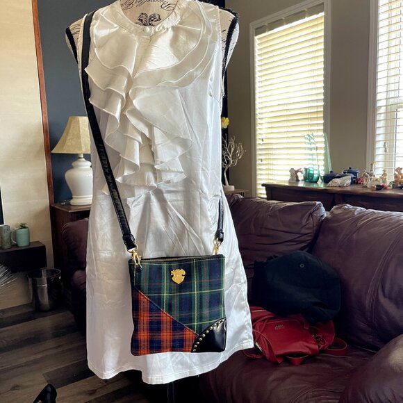 MAC Cosmetics Makeup Bag Tartan Green Red Black Small Square Coin Purse - Picture 1 of 6